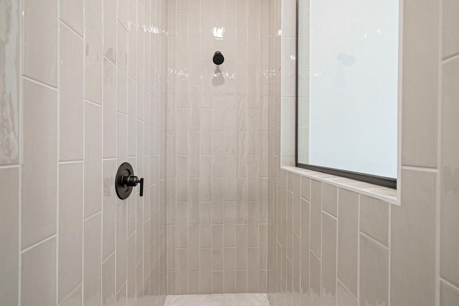 Image 8 of a home in Broken Oak. Image 8 of a home in Broken Oak.