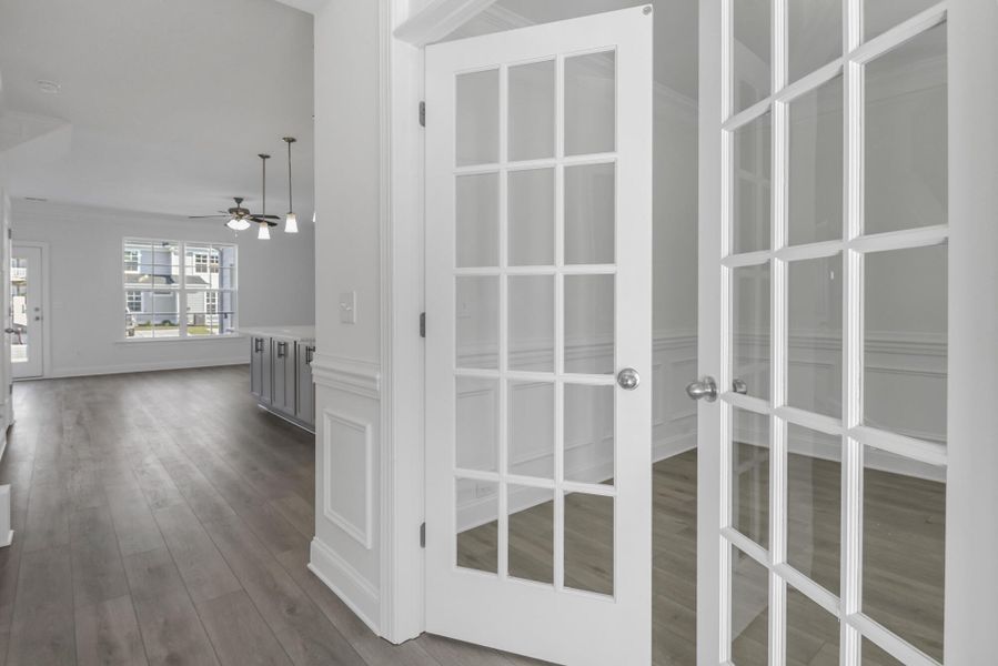 Spacious, unfurnished interior of a new home in Lake Carolina Townhomes, Columbia (Image 24).