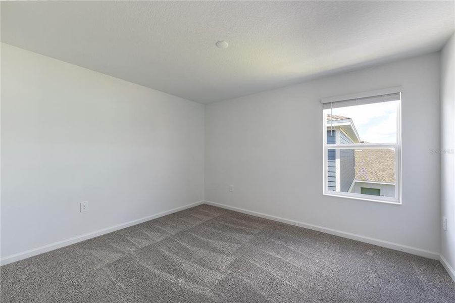 Spacious, unfurnished interior of a new home in , Davenport (Image 16).