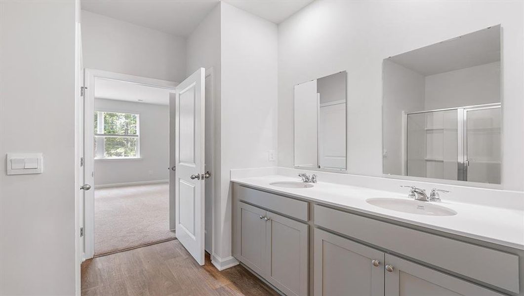 Furnished interior view inside a new home in Sherwood Manor, South Fulton (Image 10).