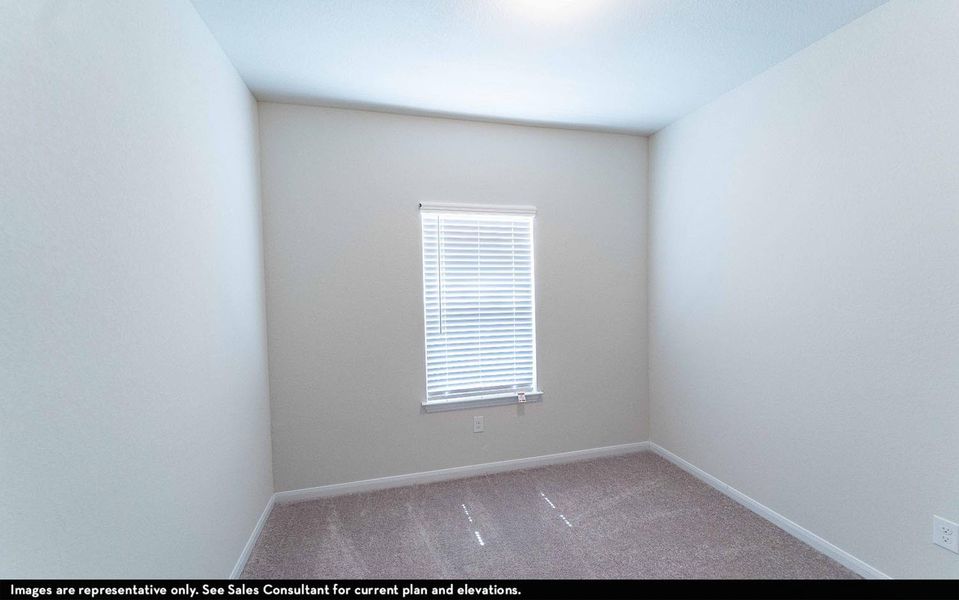 Spacious, unfurnished interior of a new home in Steed Landing, Texas City (Image 11).