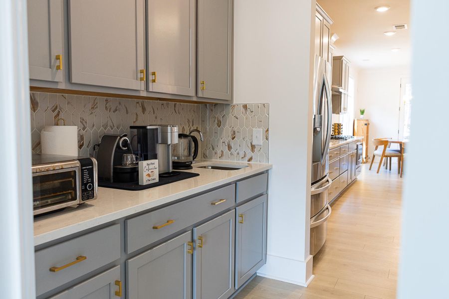Furnished interior view inside a new home in , Ravenel (Image 29).
