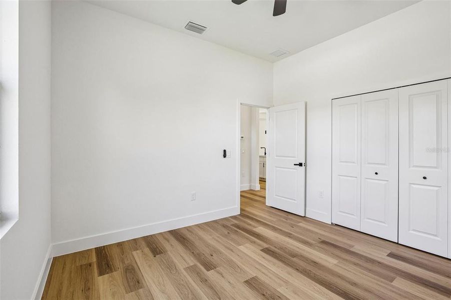 Spacious, unfurnished interior of a new home in , North Port (Image 29).