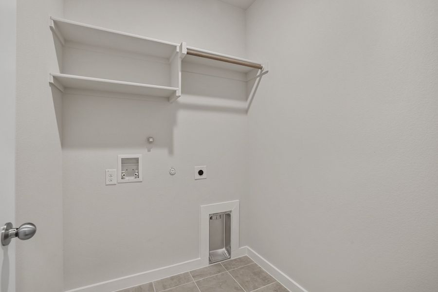 Image 57 representing the Waterford III by Cheldan Homes in Stoneview, Glen Rose, TX.