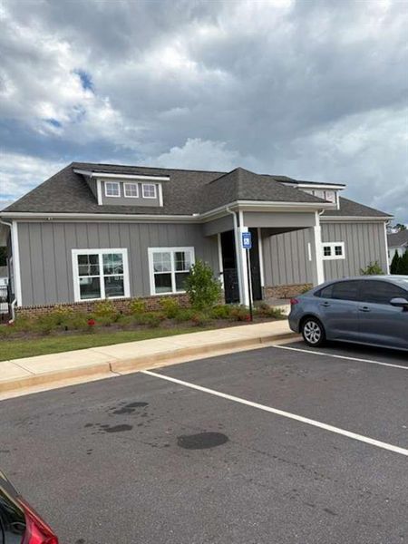 Image 18 of a home in .