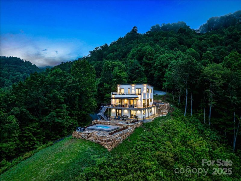 Exterior details and patio area of a home in , Bryson City (Image 25).