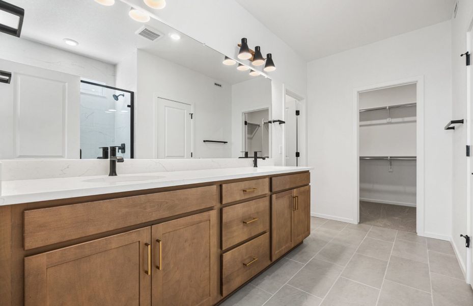 Furnished interior view inside a new home in Harvest Crossing, Aurora (Image 7).