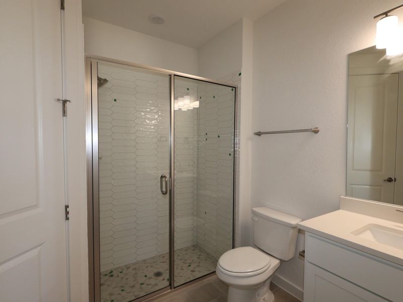 Furnished interior view inside a new home in Edgewood, Leander (Image 13). Furnished interior view inside a new home in Edgewood, Leander (Image 13).