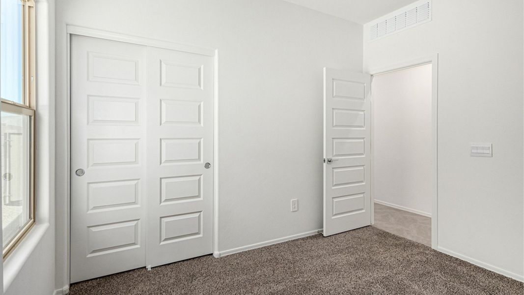 Image 43 representing the Amber by D.R. Horton in Hanson Ridge, Vail, AZ.