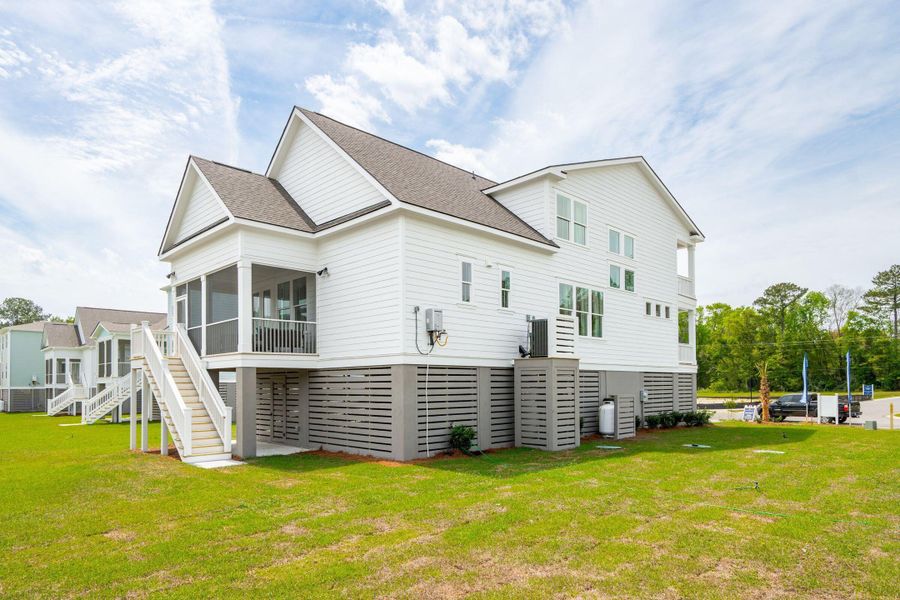 Exterior details and patio area of a home in Miller's Crossing, Johns Island (Image 40).