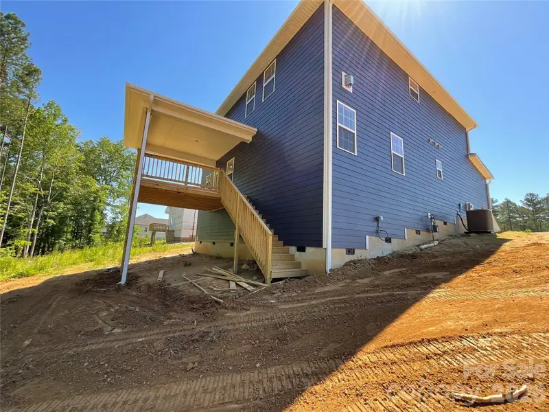 Image 39 of a home in Lauren Pines.