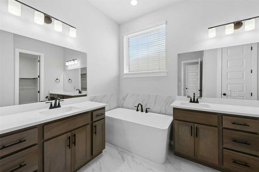 Furnished interior view inside a new home in East View Farms, Georgetown (Image 13).