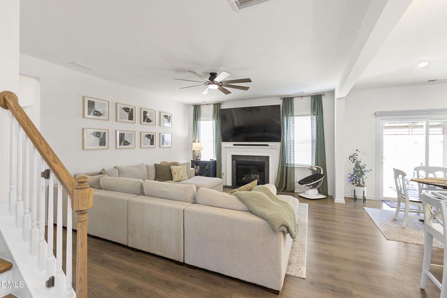 009- Living Room 1