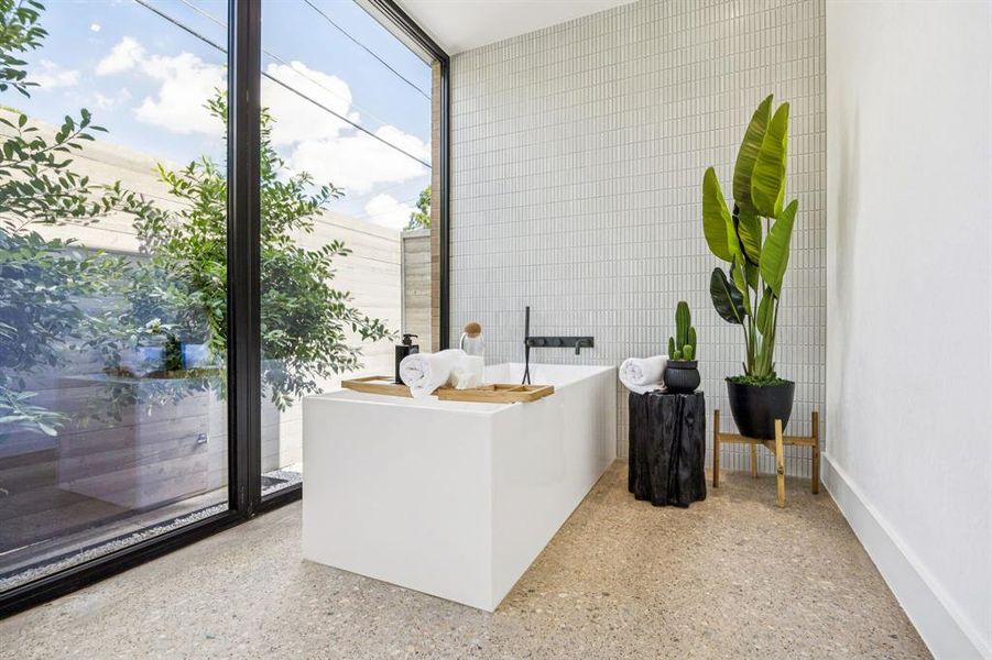 Furnished interior view inside a new home in , Dallas (Image 24). Furnished interior view inside a new home in , Dallas (Image 24).