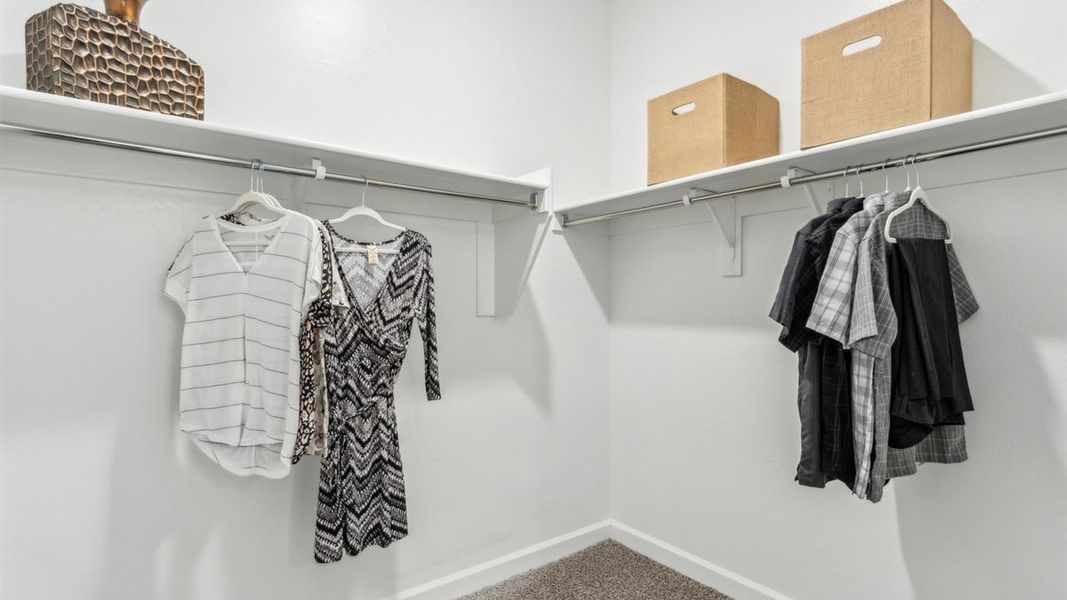 Representative furnished interior of a home built from the Camden by D.R. Horton in Sorrento, Maricopa (Image 19).