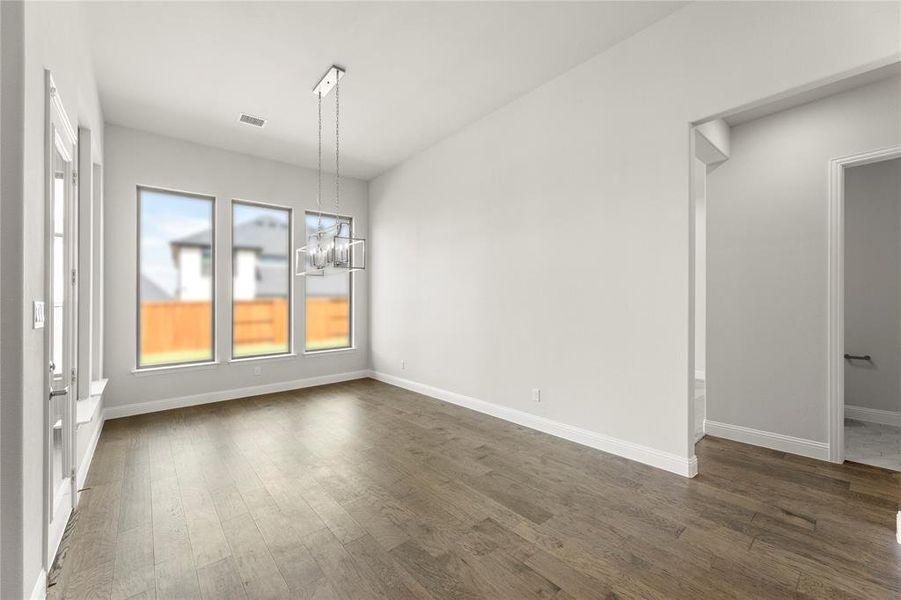 14. 1531 Fairmont - Dining 14. 1531 Fairmont - Dining