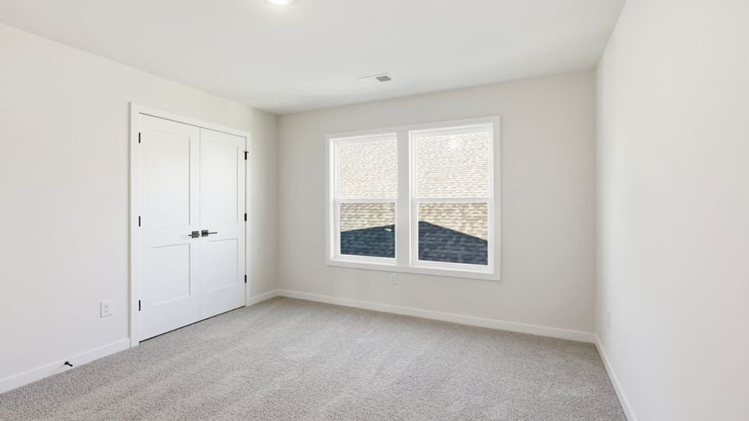 Spacious, unfurnished interior of a new home in Seven Oaks, Greenwood (Image 31).