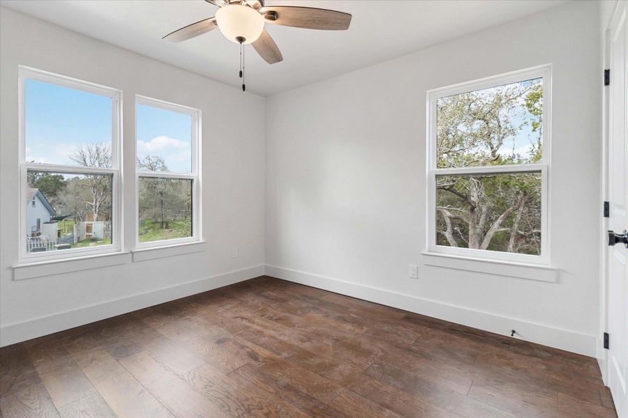Spacious, unfurnished interior of a new home in , Wimberley (Image 19).