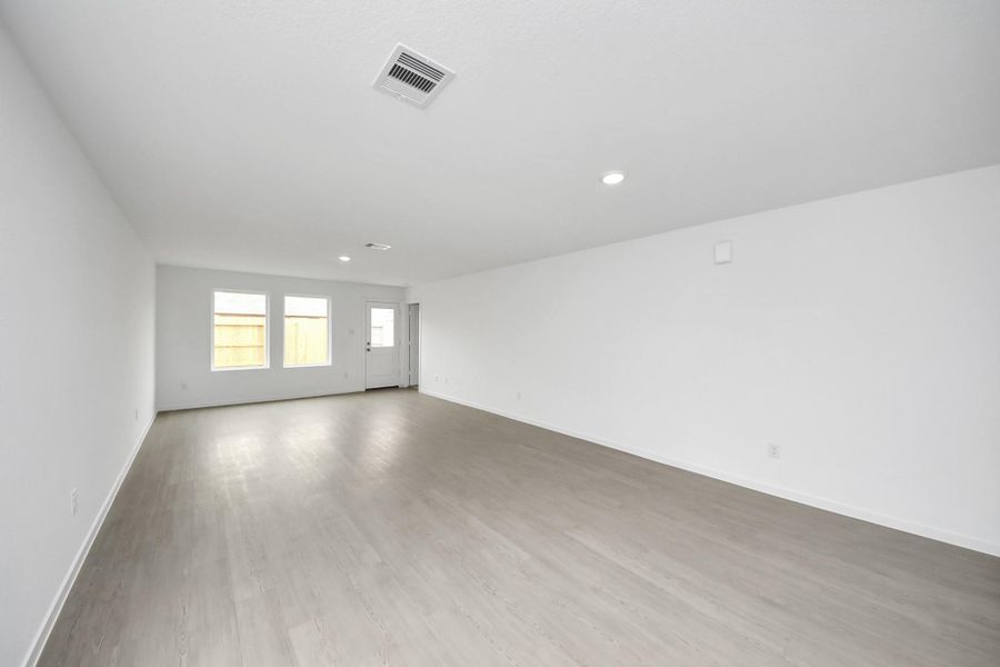 Spacious, unfurnished interior of a new home in Anniston, Katy (Image 30). Spacious, unfurnished interior of a new home in Anniston, Katy (Image 30).