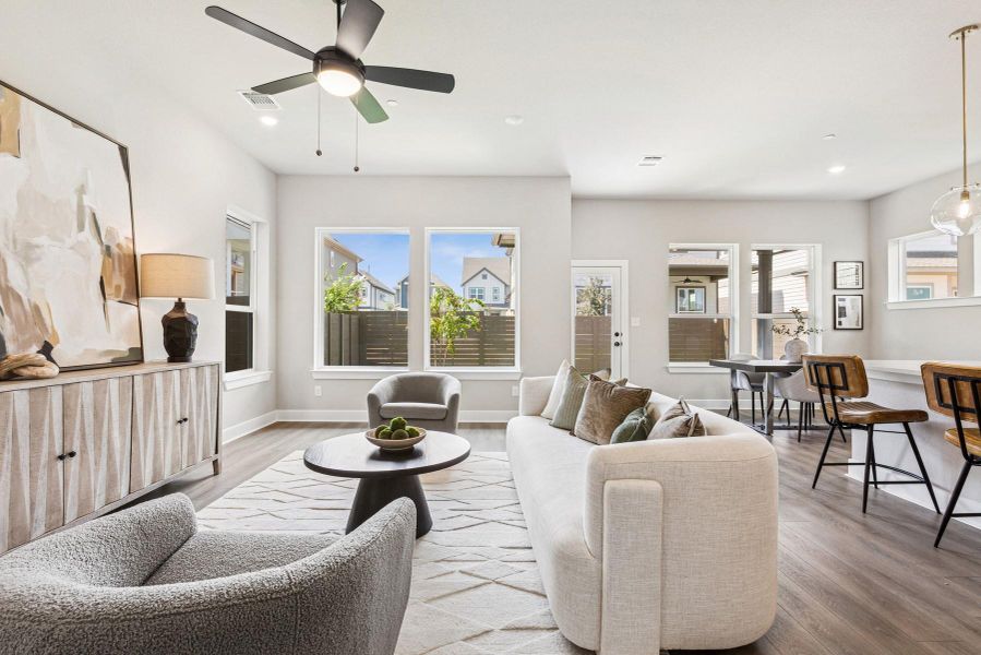 Family Room (Staged) Family Room (Staged)