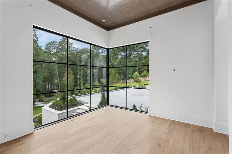 Spacious, unfurnished interior of a new home in , Atlanta (Image 16).