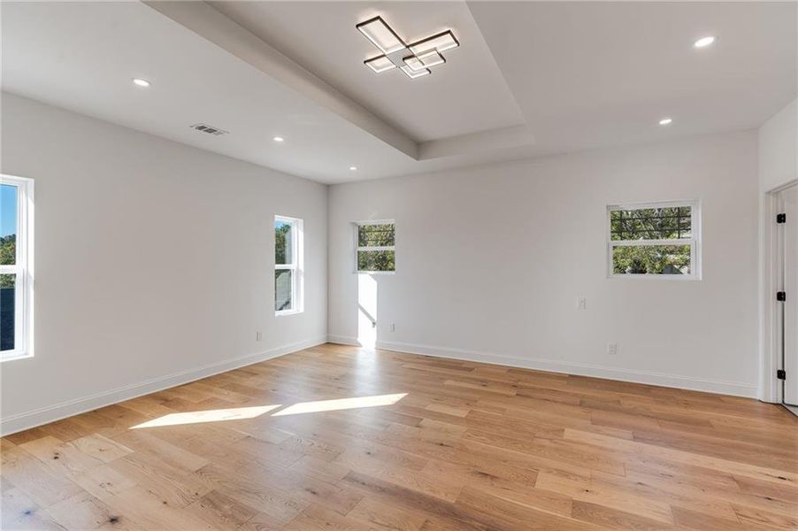 Spacious, unfurnished interior of a new home in , Lithia Springs (Image 16).