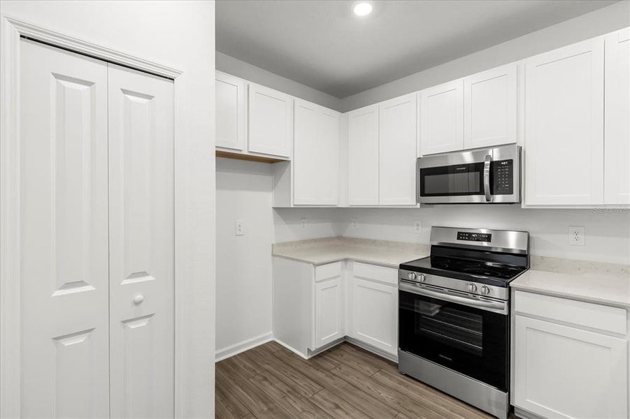 Furnished interior view inside a new home in , Ocala (Image 11).