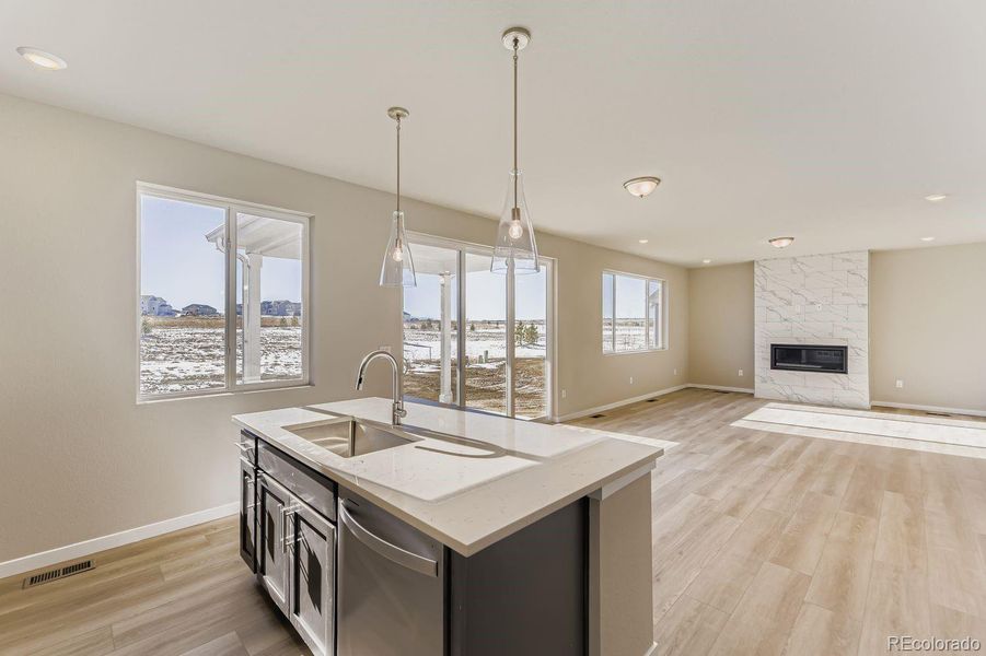 Sierra Kitchen Island