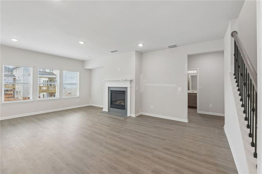 Spacious, unfurnished interior of a new home in Martin Springs - Estate Series, Lawrenceville (Image 22).