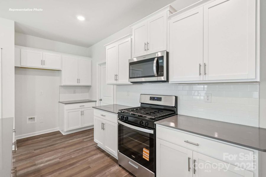 Furnished interior view inside a new home in Stanton, Richburg (Image 7).