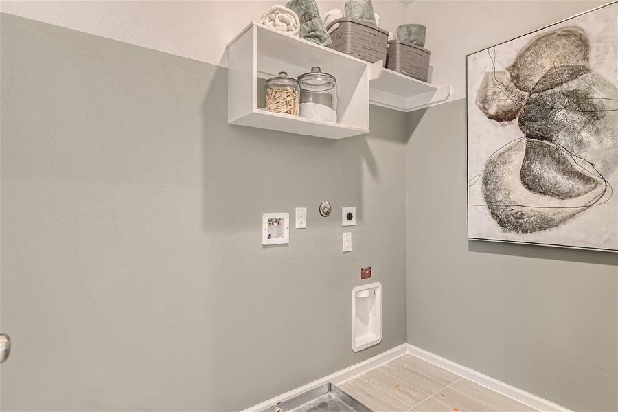 Spacious, unfurnished interior of a new home in Bridgeland, Cypress (Image 19).