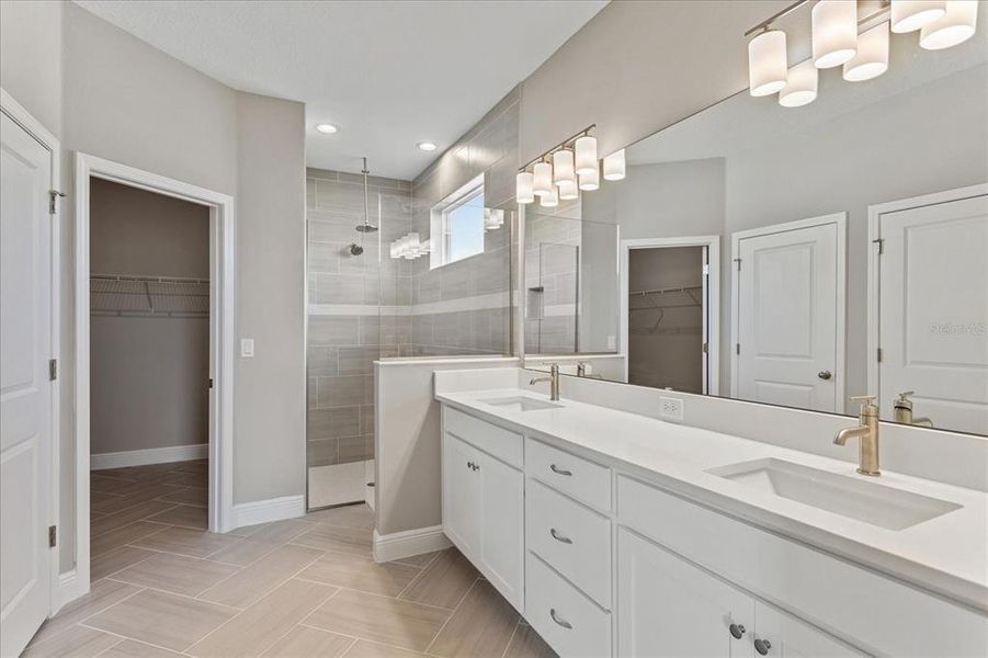Furnished interior view inside a new home in , Winter Garden (Image 9).