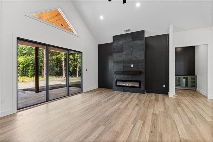 Spacious, unfurnished interior of a new home in , Lilburn (Image 32). Spacious, unfurnished interior of a new home in , Lilburn (Image 32).