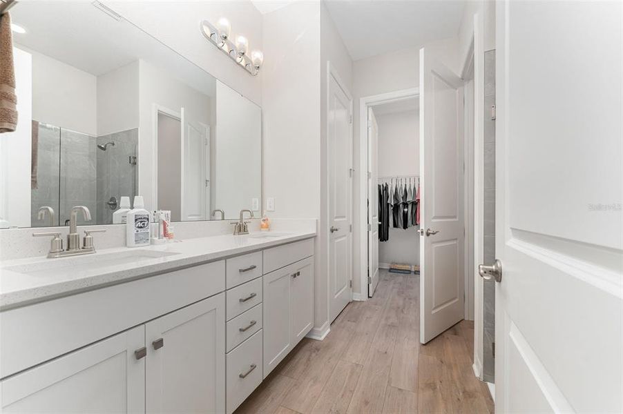 Furnished interior view inside a new home in , Kissimmee (Image 8).