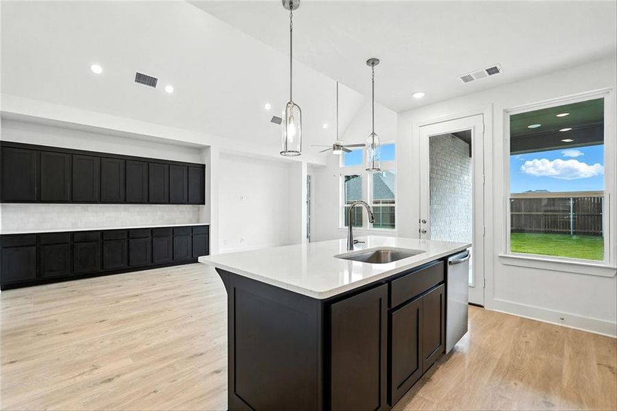 3146DuckHeightsKAHLCM003