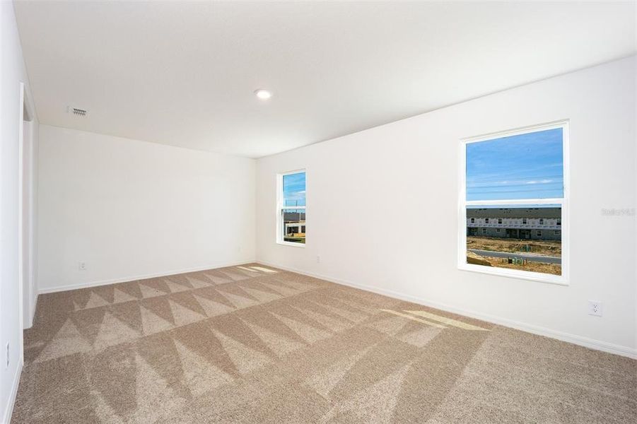Spacious, unfurnished interior of a new home in Sol Vista, Dundee (Image 11).