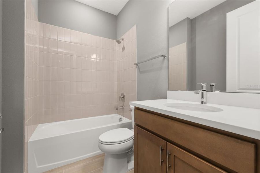 Furnished interior view inside a new home in Green Key Village, Lady Lake (Image 9).