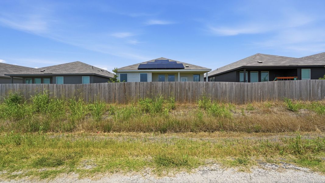 Exterior details and patio area of a home in Navarro Ranch, Seguin (Image 3).