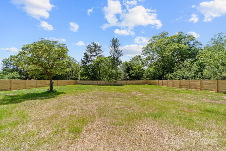 Image 27 of a home in . Image 27 of a home in .