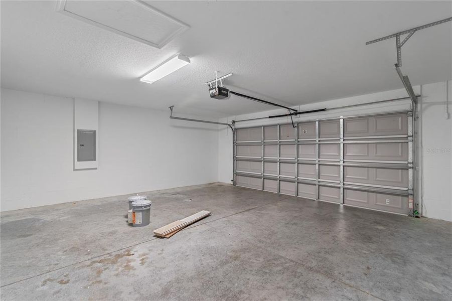 Spacious, unfurnished interior of a new home in , Summerfield (Image 23).