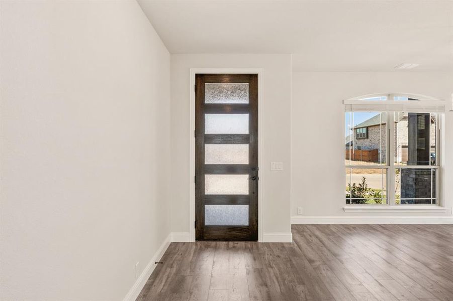 Spacious, unfurnished interior of a new home in Hulen Trails Classic 50, Fort Worth (Image 20). Spacious, unfurnished interior of a new home in Hulen Trails Classic 50, Fort Worth (Image 20).