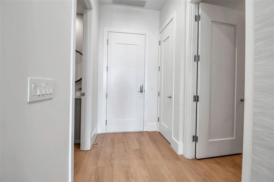 Spacious, unfurnished interior of a new home in , Sarasota (Image 16). Spacious, unfurnished interior of a new home in , Sarasota (Image 16).