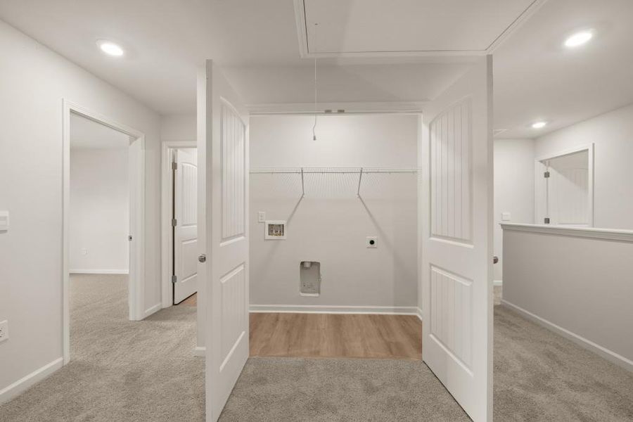 Spacious, unfurnished interior of a new home in Hughes Court, Dawsonville (Image 23).