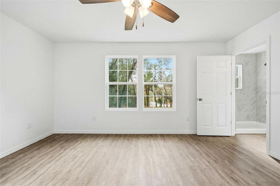 Spacious, unfurnished interior of a new home in , Ocklawaha (Image 29).
