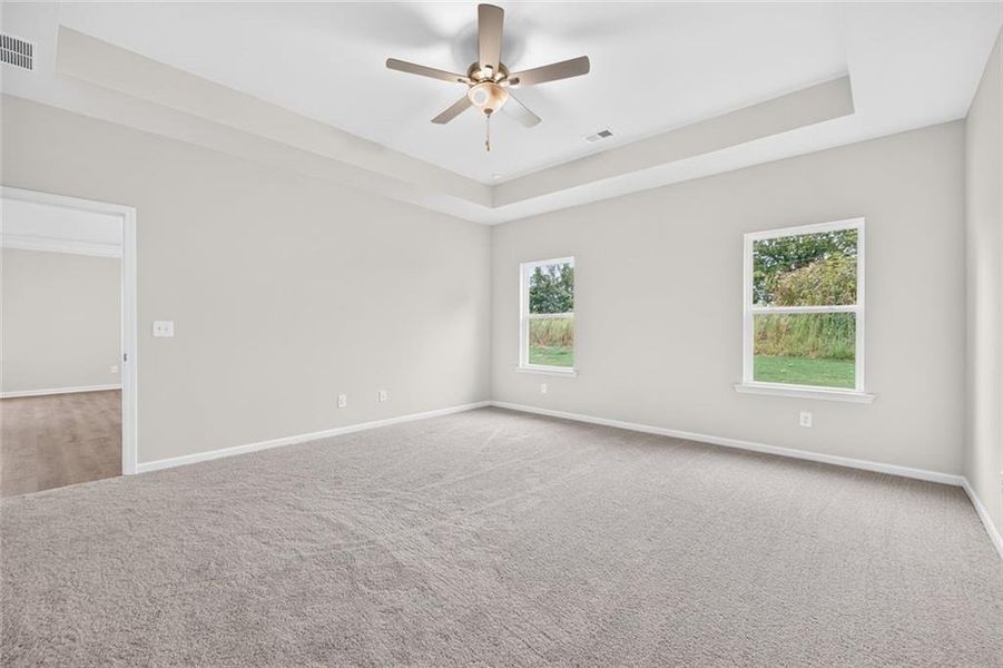 Spacious, unfurnished interior of a new home in Allen Manor, Hoschton (Image 44).