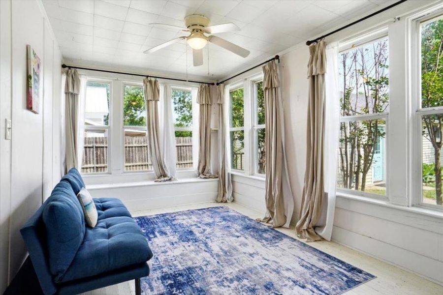 Furnished interior view inside a new home in , Itasca (Image 32).