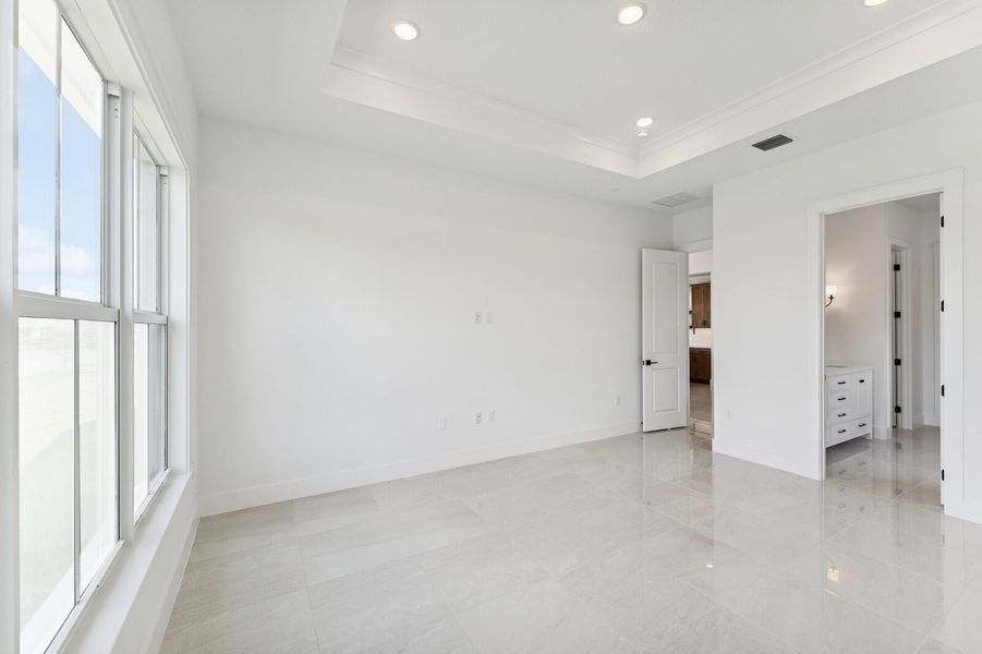 Spacious, unfurnished interior of a new home in , Stuart (Image 56).