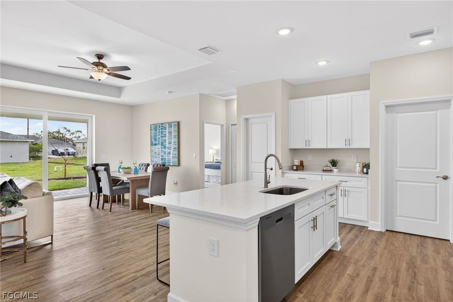 Furnished interior view inside a new home in Cape Coral, Cape Coral (Image 7).