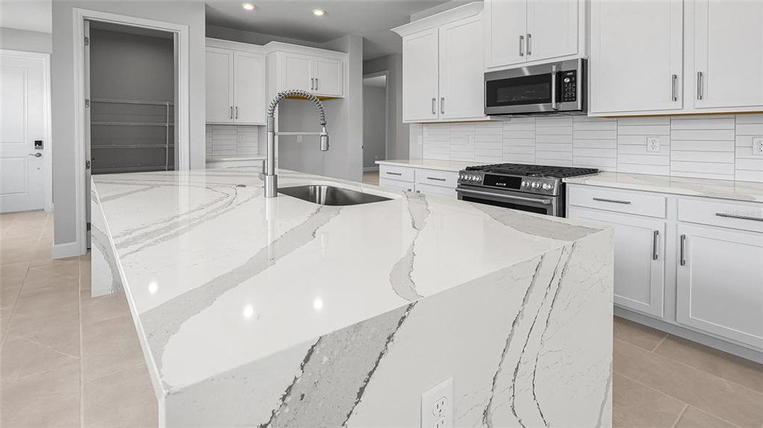 Furnished interior view inside a new home in Cresswind at Lake Harris, Tavares (Image 26).