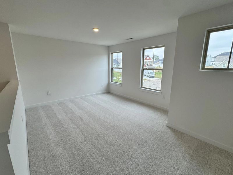 Spacious, unfurnished interior of a new home in Woods Crossing, Gallatin (Image 17).
